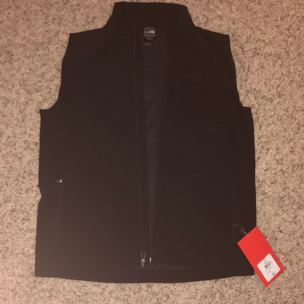 Men’s North Face Vest